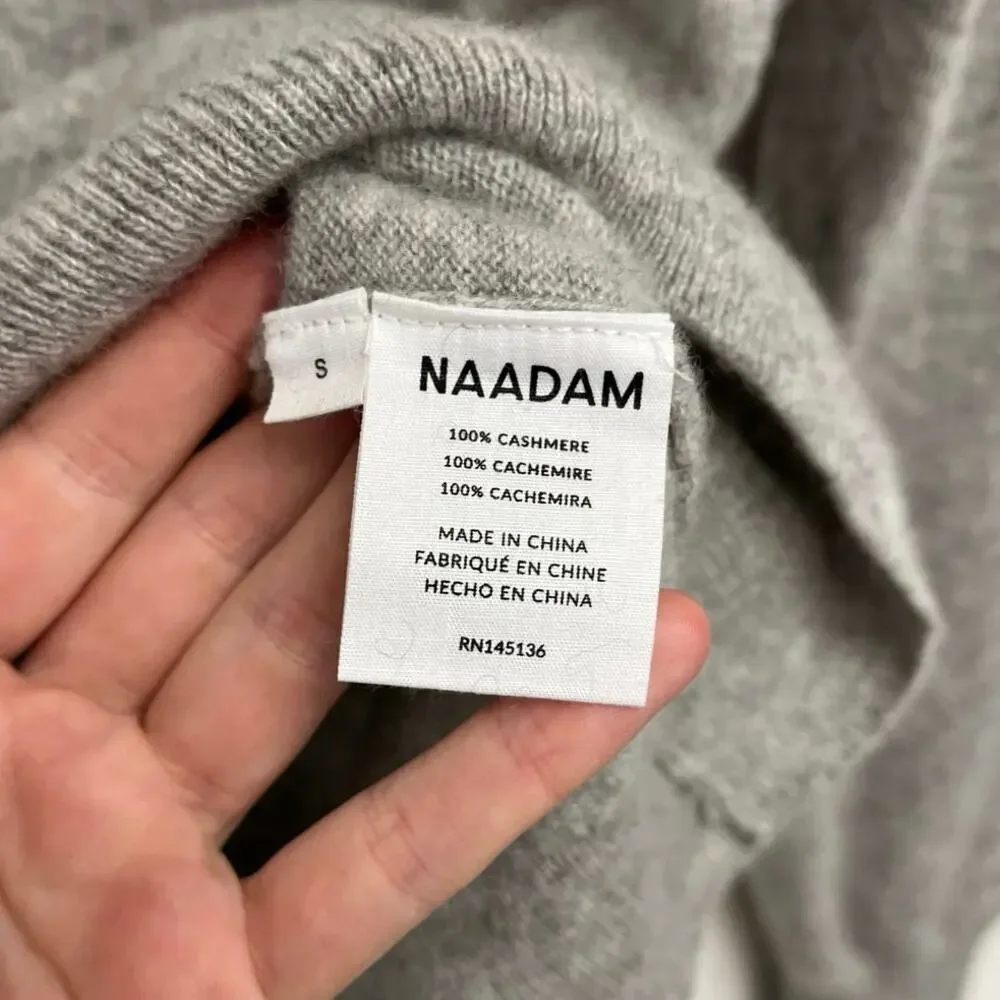 Naadam Men’s 100% Cashmere V-Neck Classic Basic Luxury Soft Sweater - Small